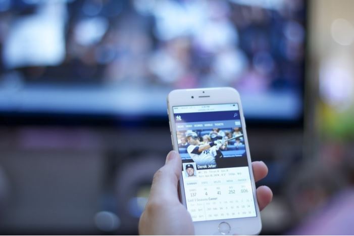 Four Addictive Ways Sports Companies and Teams Can Connect With Their Fanbases Online