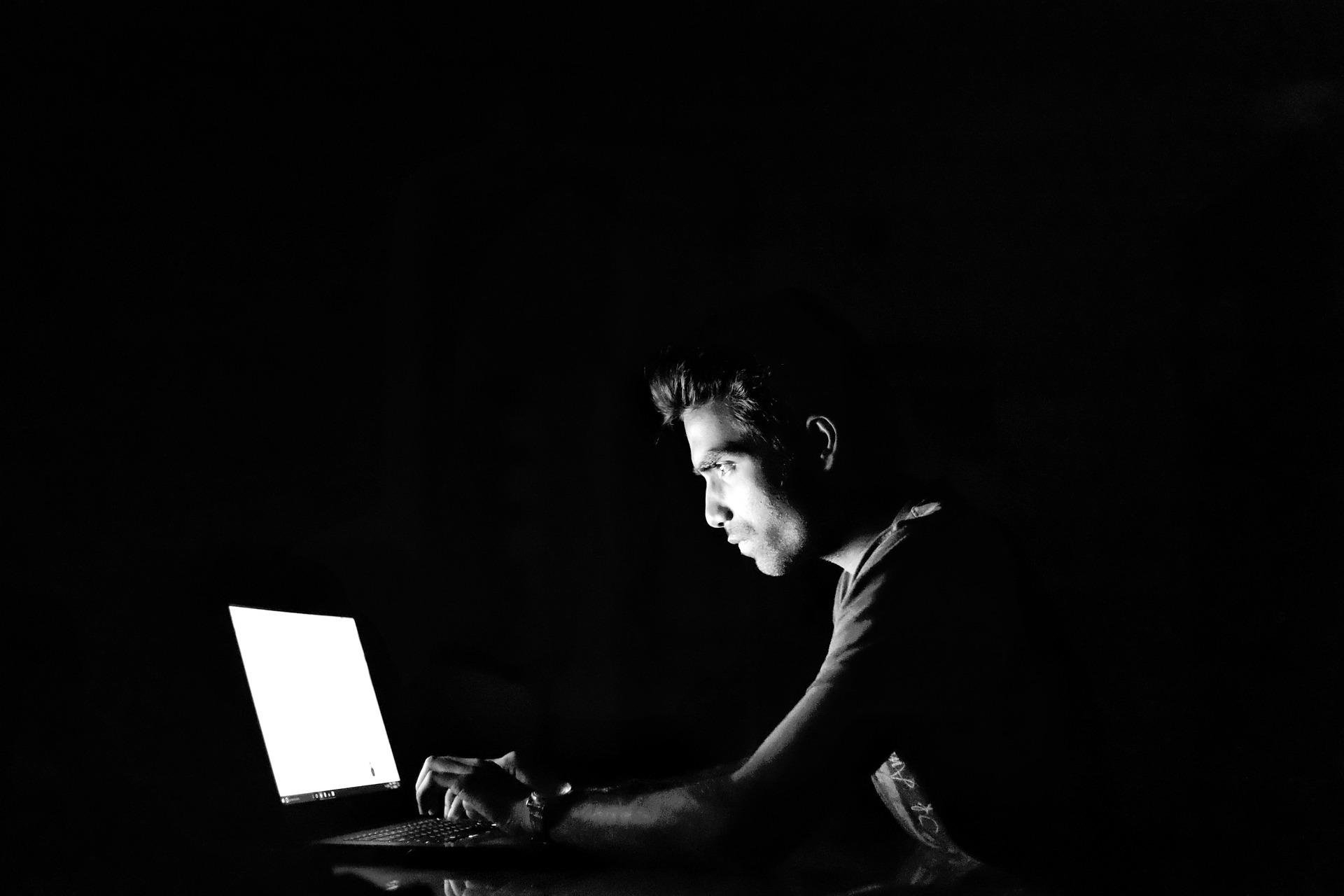 Die Vorteile von positiven Online-Interaktionen